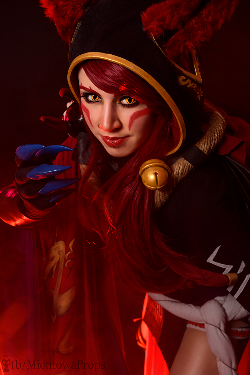 Xayah Cosplay League of Legends Commissions