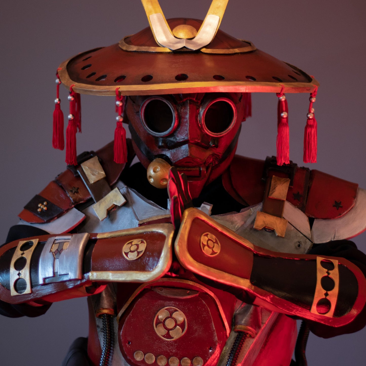 Bloodhound Royal Guard Cosplay form Apex