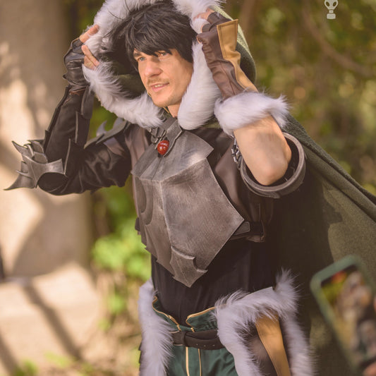 Naofumis - Shield Hero cosplay costume