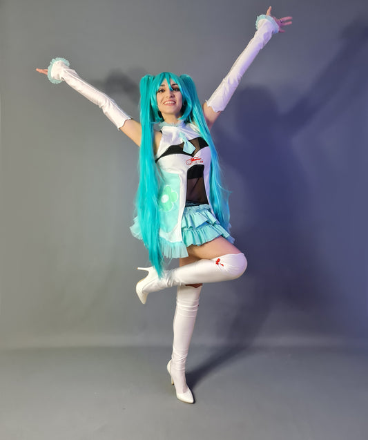 Racing Miku cosplay Vocaloid