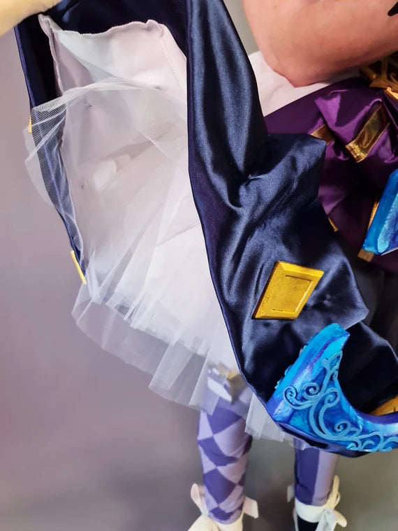 Gwen cosplay  League of Legends